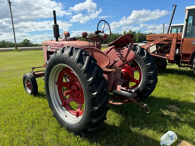 Image of Farmall M equipment image 3