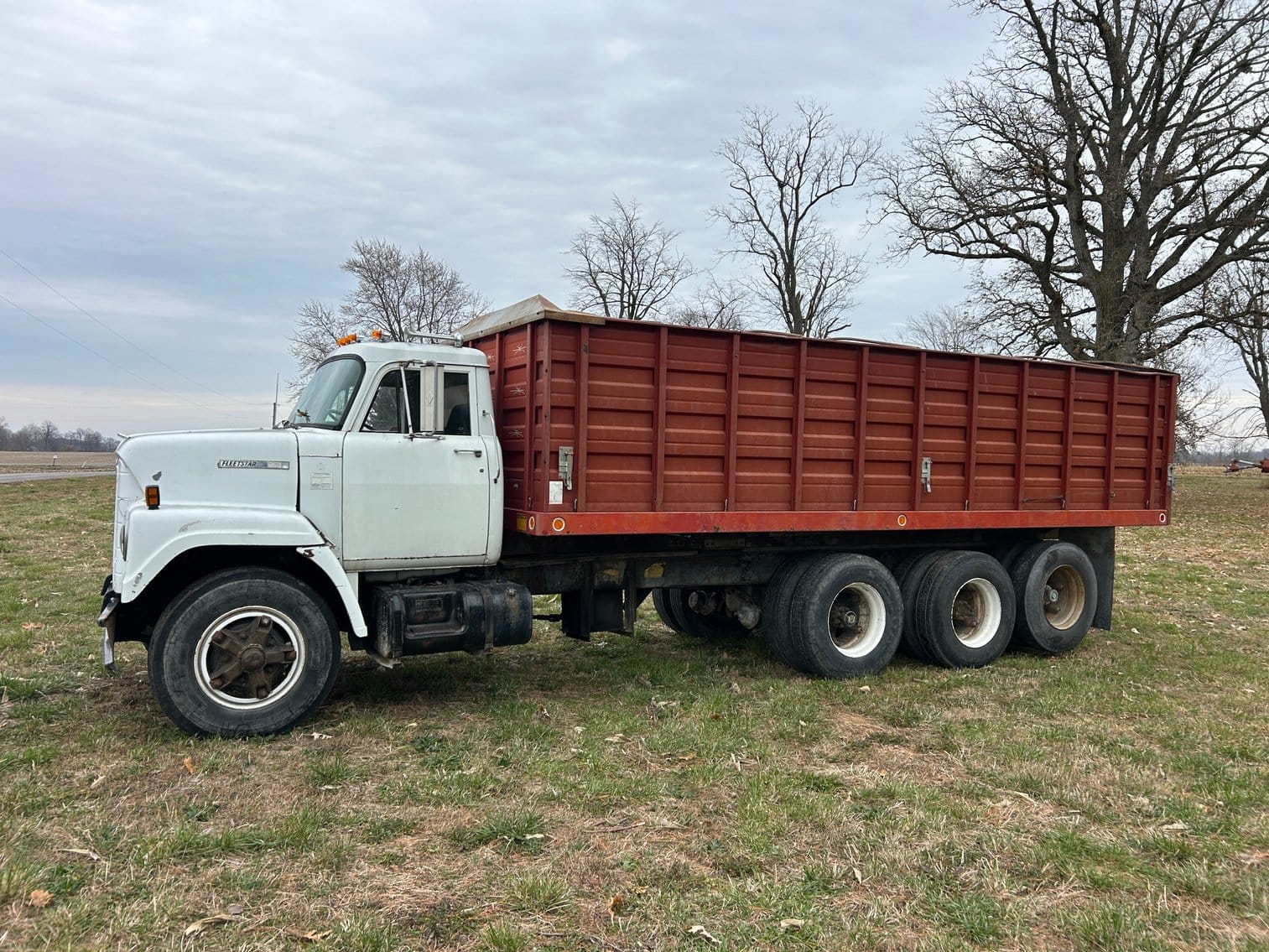 International Fleetstar Equipment Image0