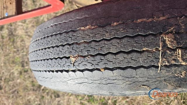 Image of International Harvester 10 equipment image 3