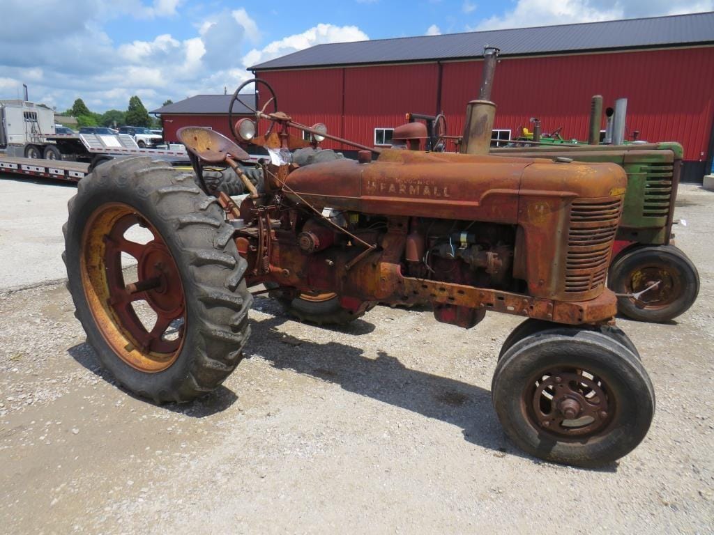 Farmall H Equipment Image0