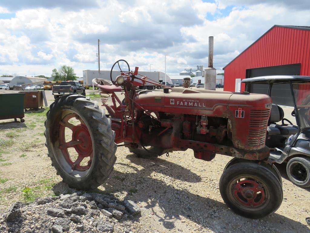 Image of Farmall H Primary image
