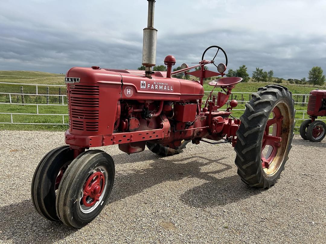 Image of Farmall H Primary image