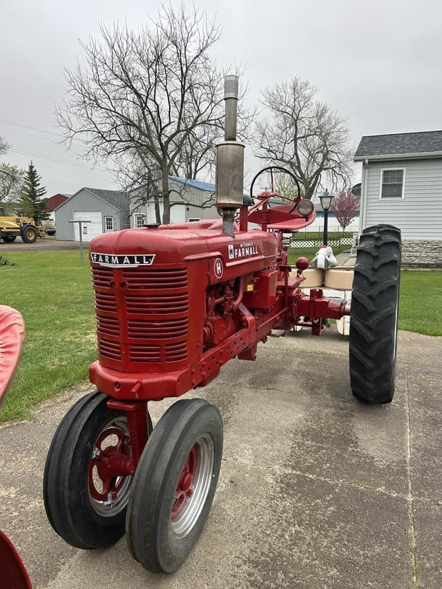 Image of International Harvester H equipment image 1