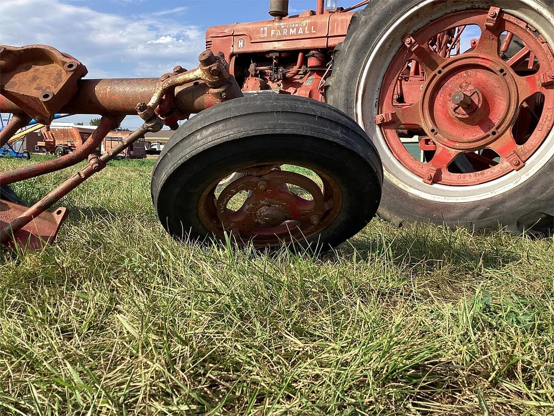 Image of Farmall H Primary image