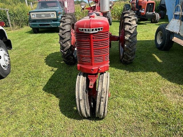 Image of International Harvester Farmall H equipment image 4