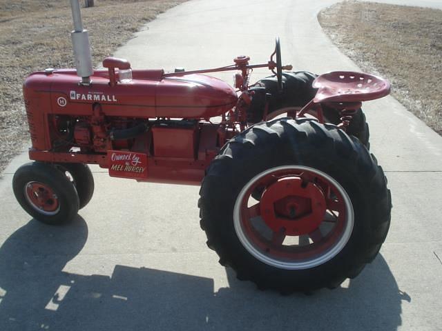 Image of Farmall H Image 0