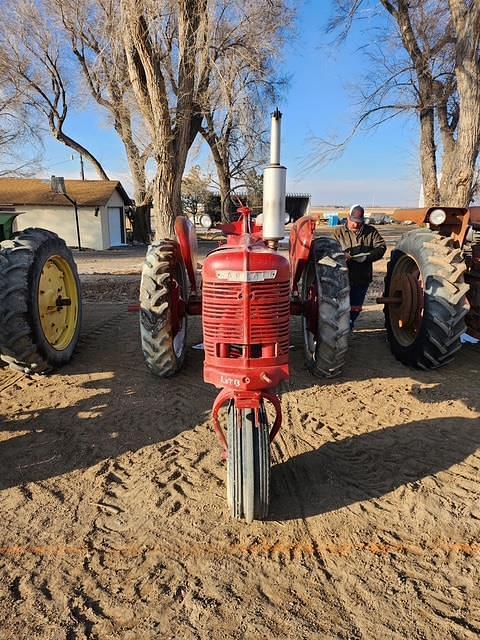 Image of Farmall H equipment image 3