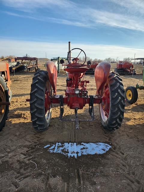 Image of Farmall H equipment image 1