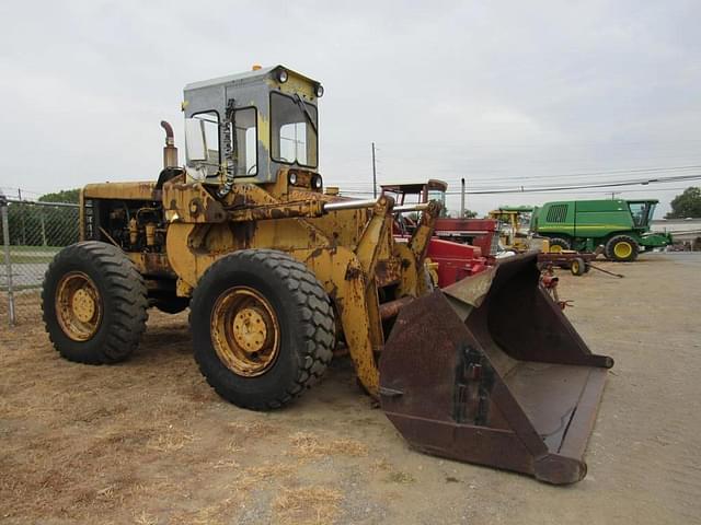 Image of International Harvester H90 equipment image 3