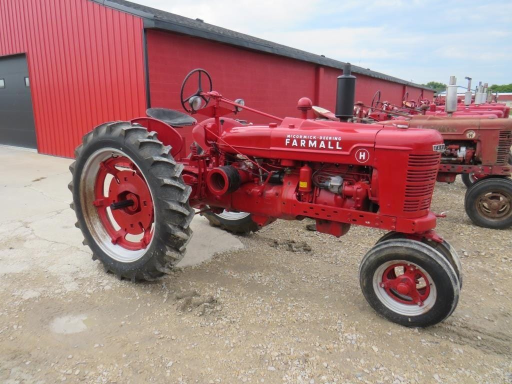 Farmall H Equipment Image0