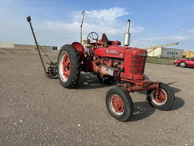 Image of Farmall H equipment image 2