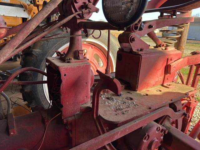 Image of Farmall Super C equipment image 3