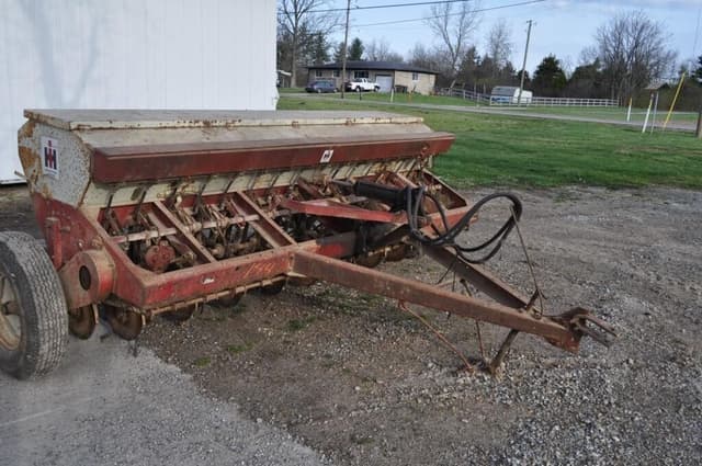 Image of International Harvester 10 equipment image 1