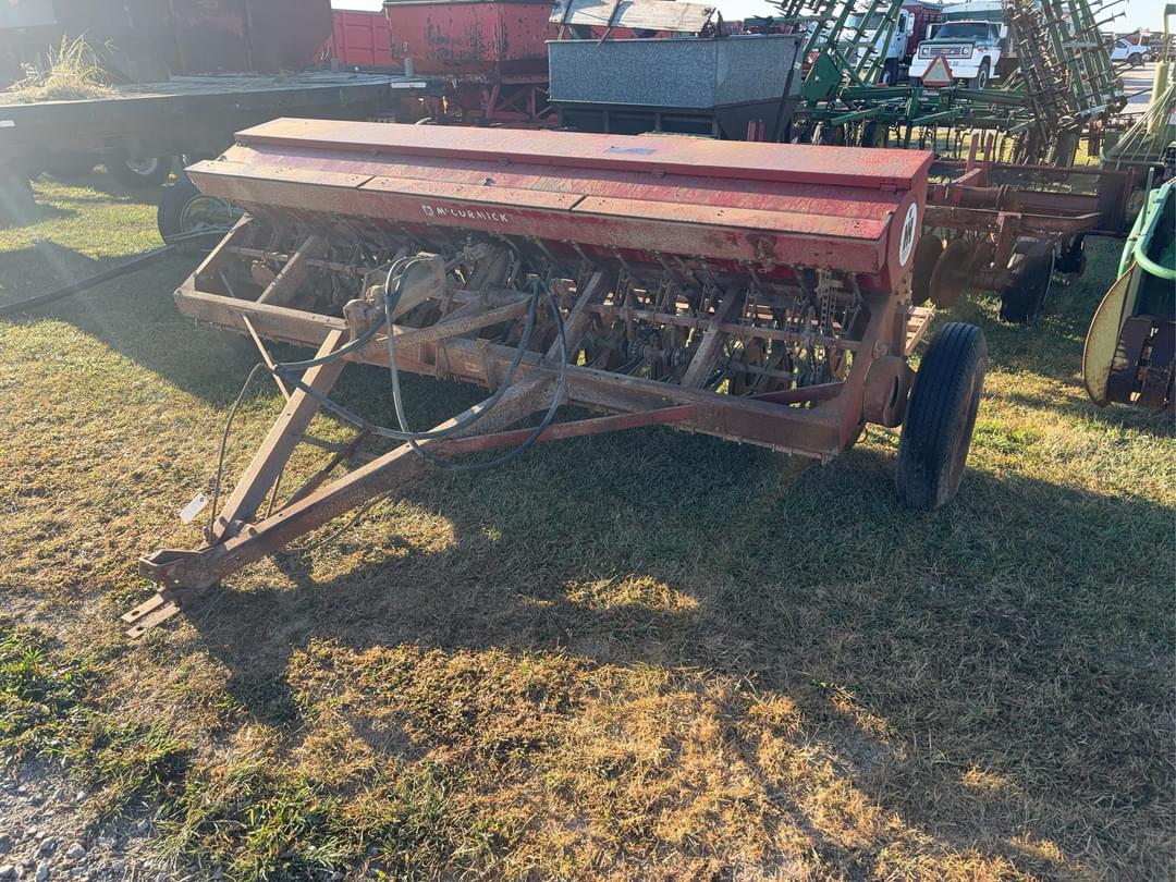 Image of International Harvester 10 Primary image