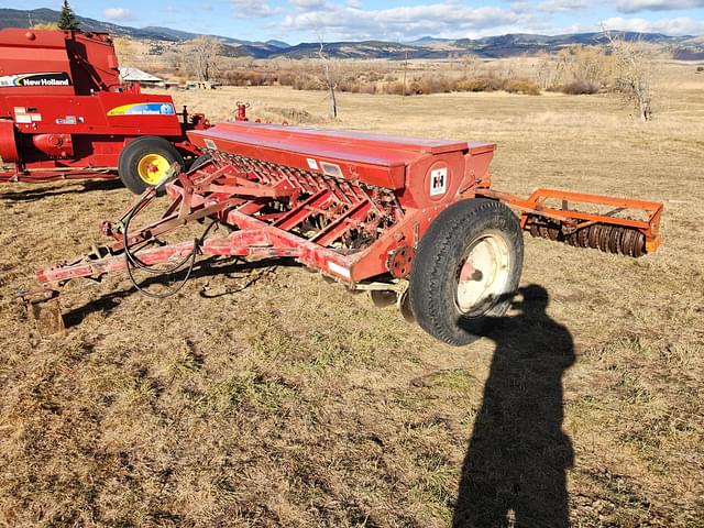 Image of International Harvester 100 equipment image 4