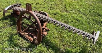 Main image International Harvester 100