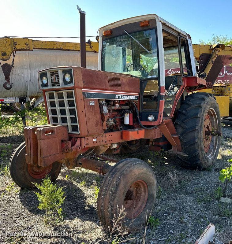 Main image International Harvester 1086