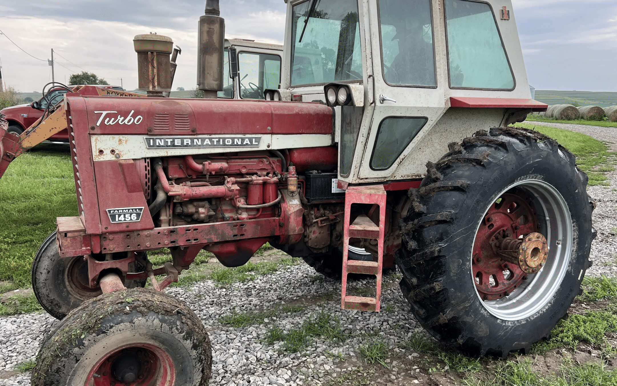 Main image International Harvester 1456