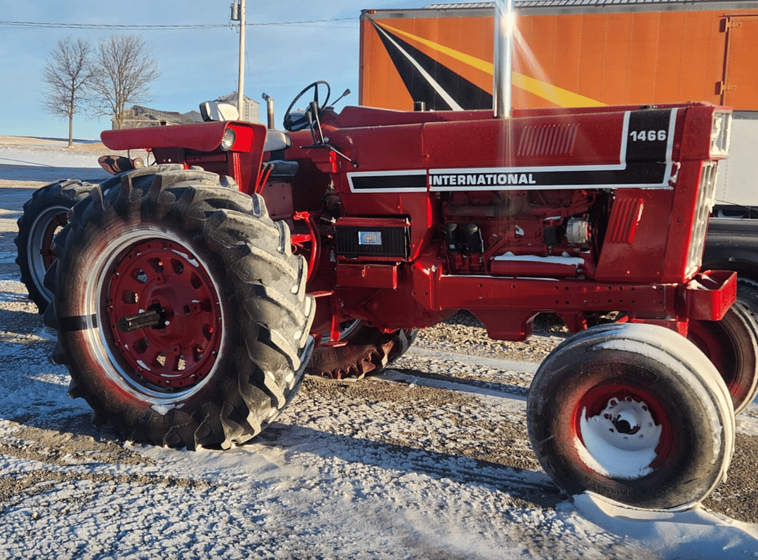 Image of International Harvester 1466 Image 0