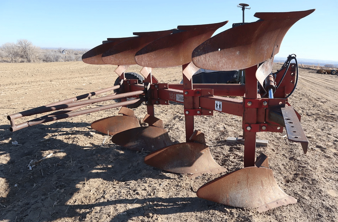 Image of International Harvester 155 Primary Image