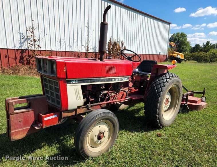 Main image International Harvester 284