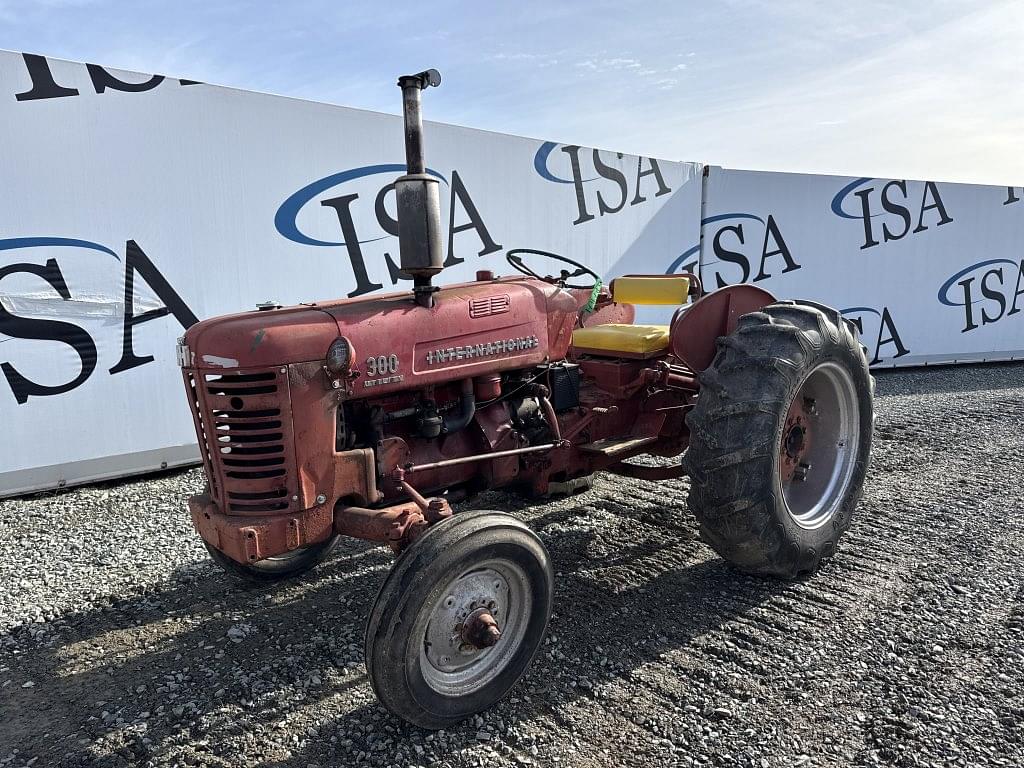 Image of International Harvester 300 Primary image