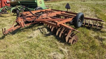 Main image International Harvester 370