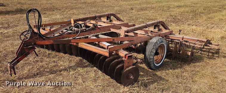 Image of International Harvester 370 Primary image