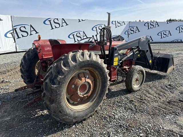 Image of International Harvester 444 equipment image 4