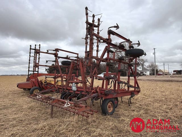 Image of International Harvester 4500 equipment image 4