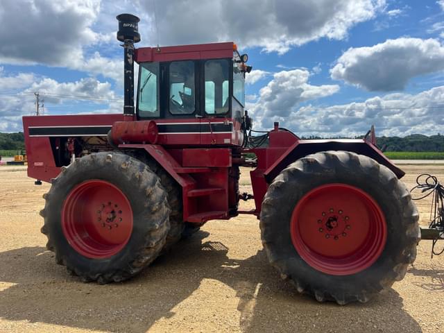 Image of International Harvester 4586 equipment image 3