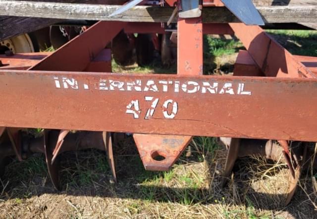 Image of International Harvester 470 equipment image 1