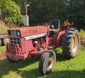 Main image International Harvester 484