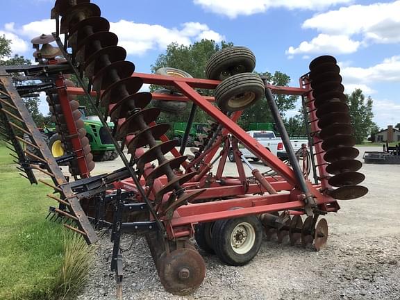 Image of International Harvester 490 equipment image 1