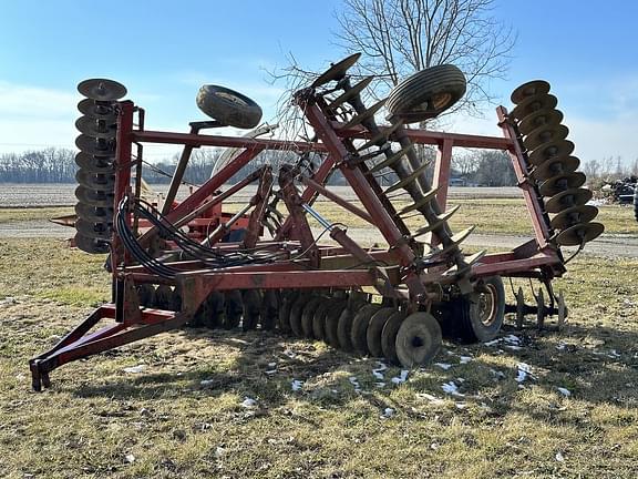 Image of International Harvester 490 Image 1