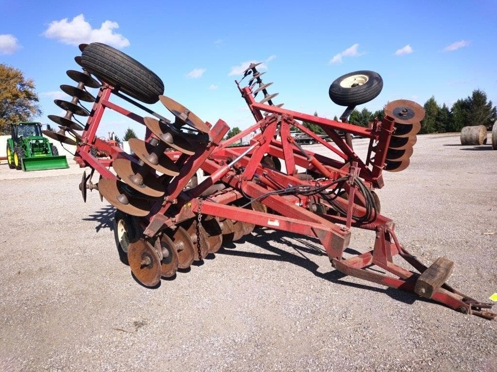 Image of International Harvester 490 Primary image