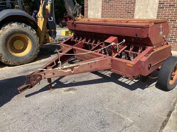 International Harvester 510 Equipment Image0