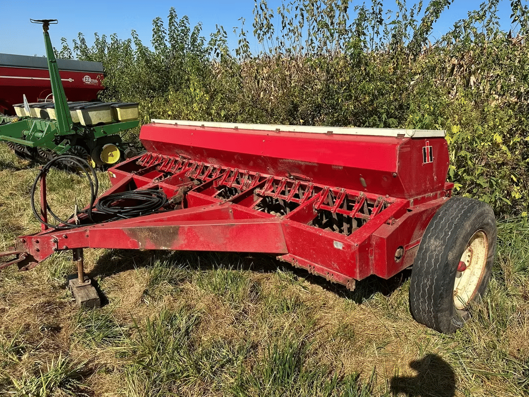 Image of International Harvester 510 Image 0