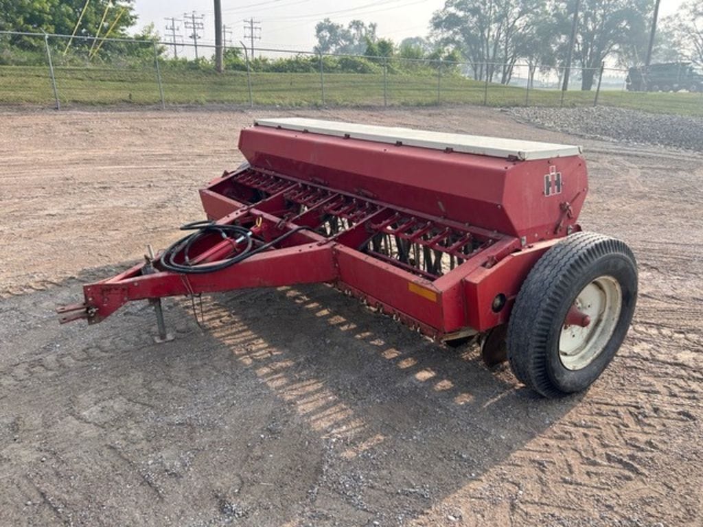 Main image International Harvester 510