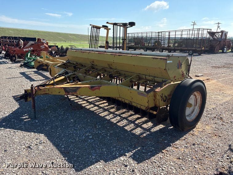 International Harvester 510 Equipment Image0