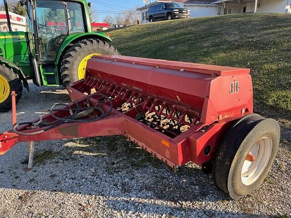 International Harvester 5100 Equipment Image0