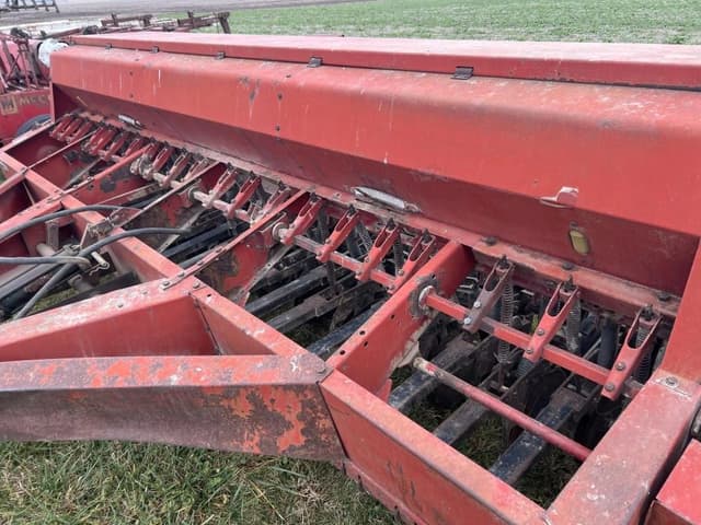 Image of International Harvester 5100 equipment image 2