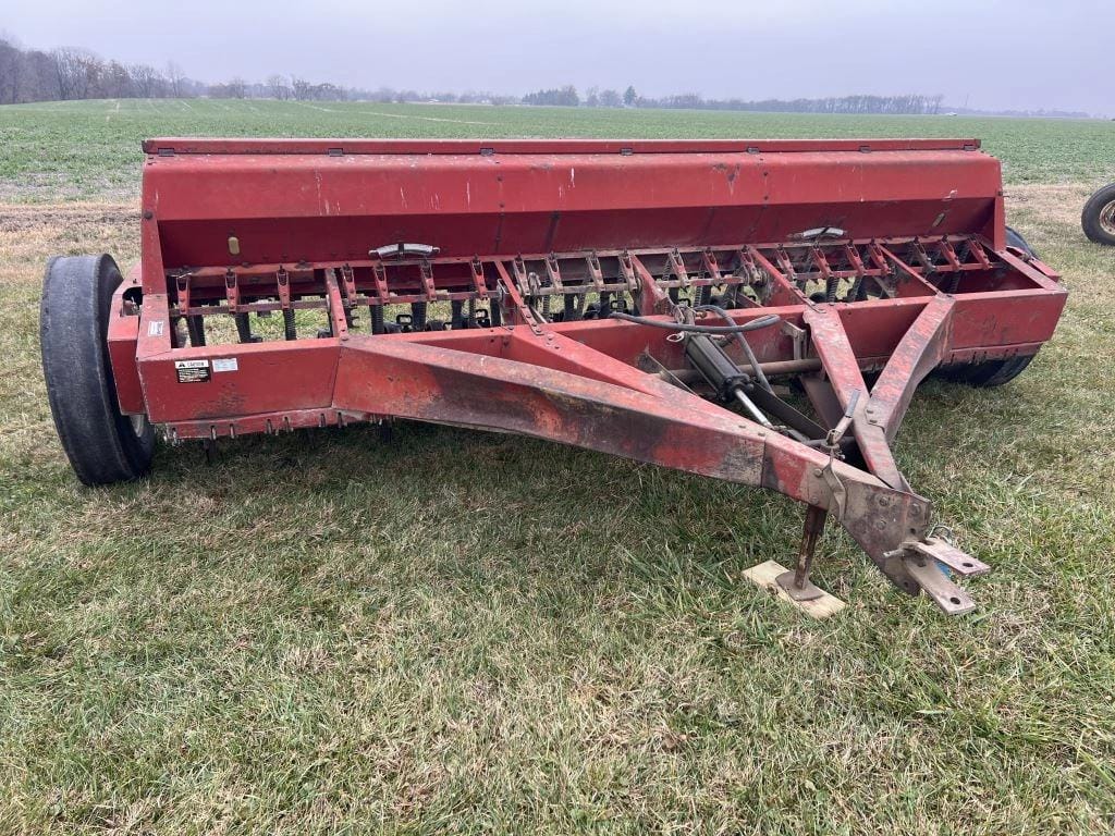 Main image International Harvester 5100