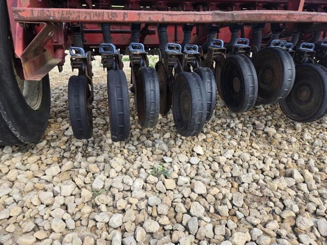 Image of International Harvester 5100 equipment image 4