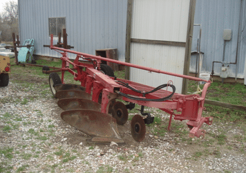 Main image International Harvester 540