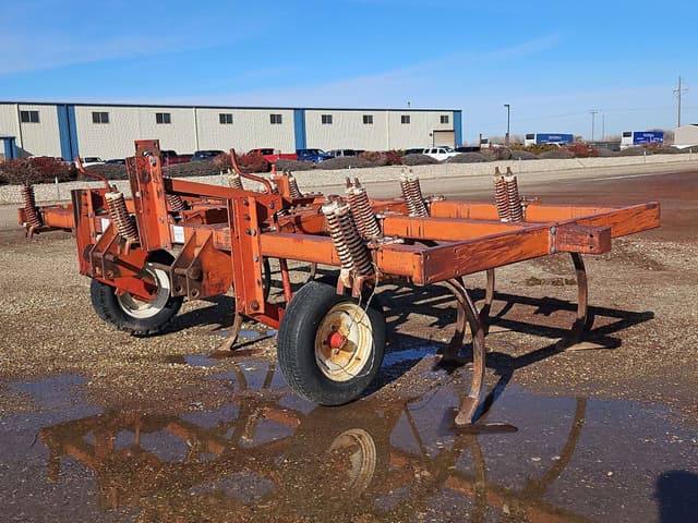 Image of International Harvester 55 equipment image 3
