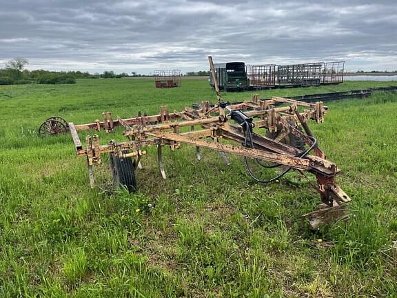 Image of International Harvester 55 equipment image 1