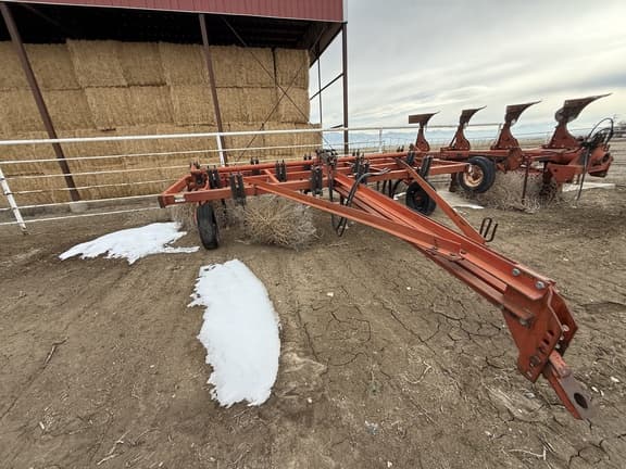 Image of International Harvester 5500 equipment image 2