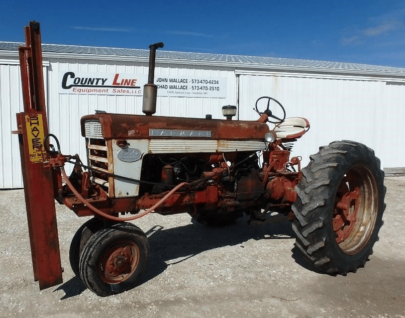 Main image International Harvester 560