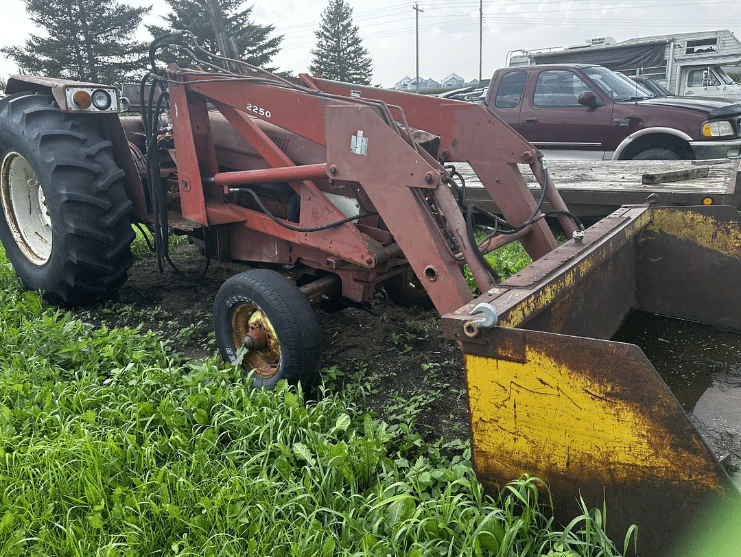 Image of International Harvester 574 Primary Image